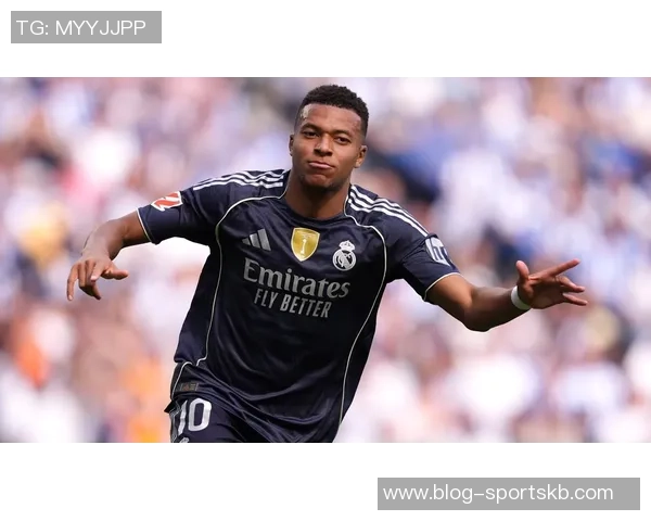 姆巴佩全场表现惊艳贡献2进球1助攻并成功过人4次获得满分评价 姆巴佩全场表现惊艳贡献2进球1助攻并成功过人4次获得满分评价