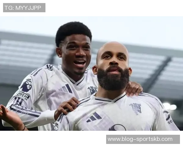 曼联面临阵容危机姆伯莫和马兹拉维将征战非洲杯