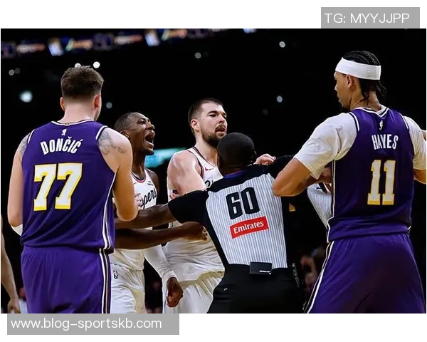 祖巴茨篮下失常小波特三分全失两队表现亮眼唯独这两人令人失望